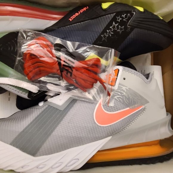 LeBron XVIII Low SPACE JAM Sneakers